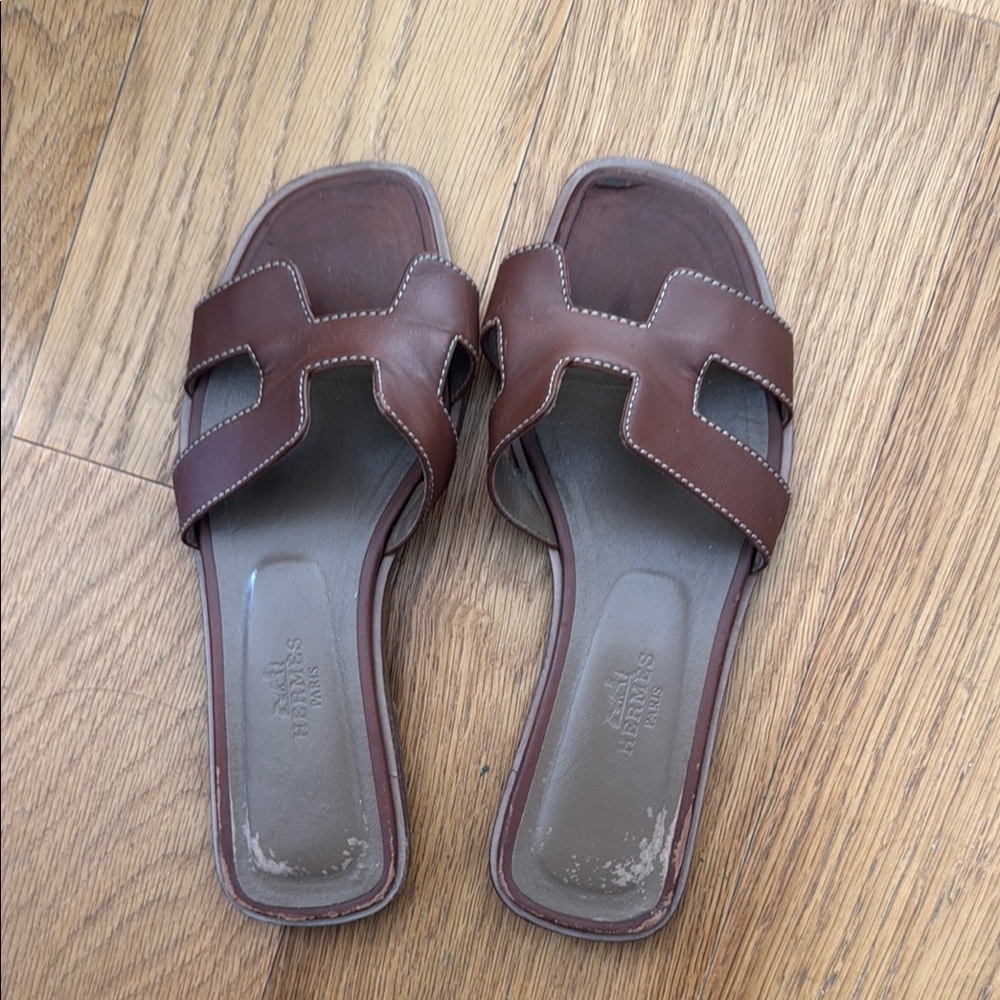 Hermes Brown Leather Sandals with Contoured Footbeds